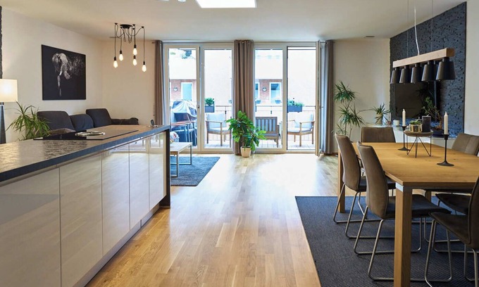Kornwestheim Apartment | Modern and exclusive 3-room apartment with S-Bahn and supermarket connection
