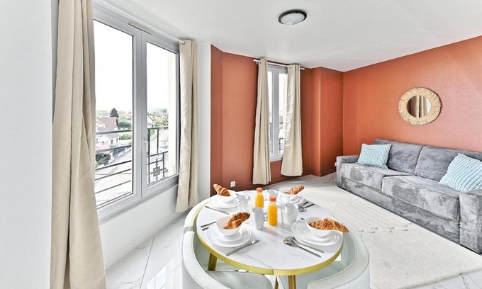 Gagny Apartment | Modern and spacious 2 bedroom apartment - III