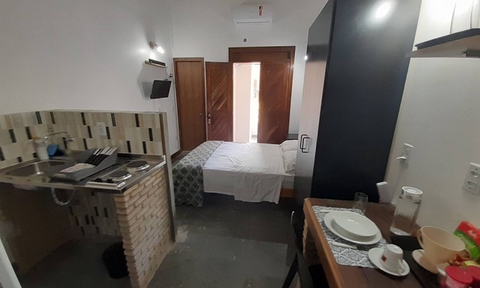 Ondina Apartment | Modern and Stylish Kitchenette w/Balcony 4B