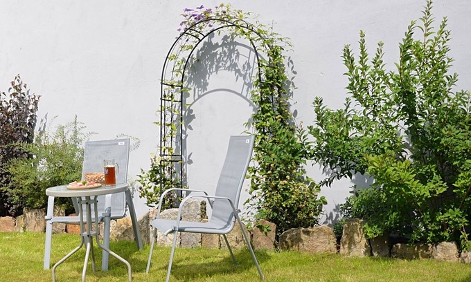 Eslarn Apartment | Modern apartment in Bavaria with garden