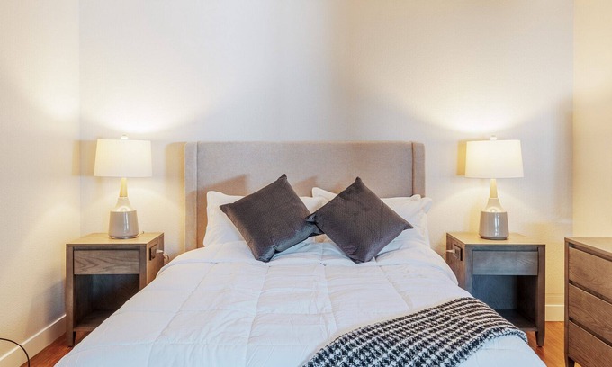 South San Jose Apartment | Modern Apartment in Prime Location (ID6920X50)