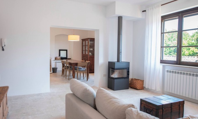 San Gimignano Apartment | Modern apartment in a hamlet with pool 20 minutes from San Gimignano
