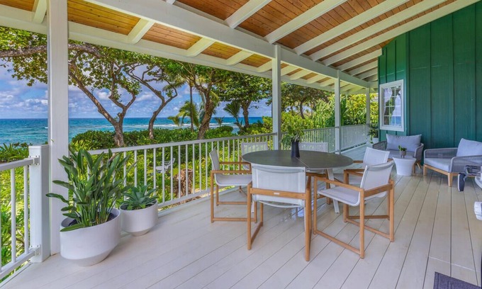 Wainiha House | Modern Beachfront Home by Tunnels Beach