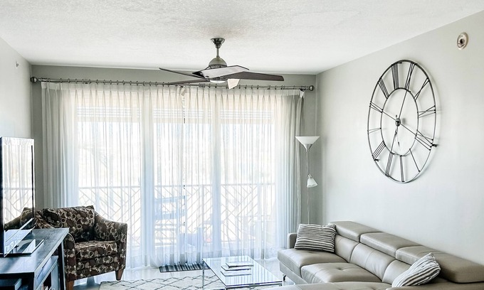Delray Beach Condo | Modern beautiful condo in the heart of Delray Beach off Atlantic Ave