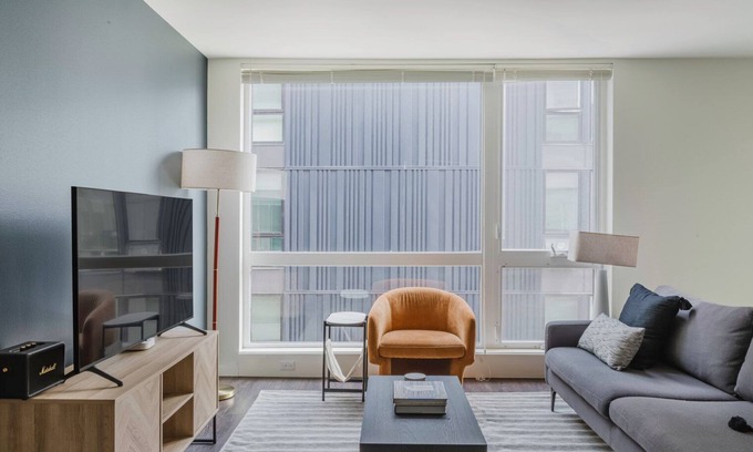 Minor Apartment | Modern Central District 1BR w/Gym, W/D, Yoga & Theater, by Blueground