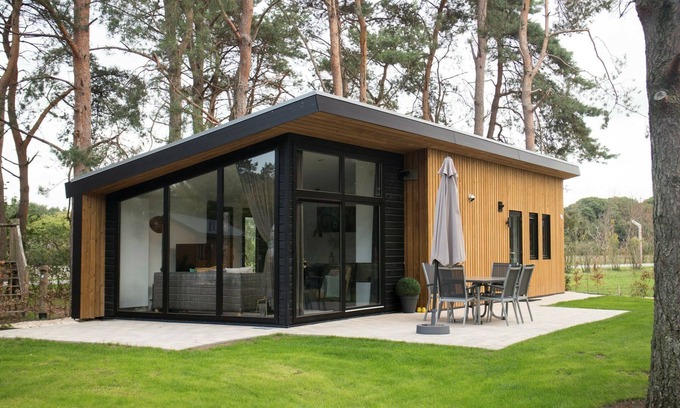Otterlo Ski Chalet | Modern chalet near De Veluwe National Park
