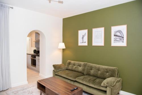 Newcastle-upon-Tyne Apartment | Modern City Living, 1km from the Heart of Town!