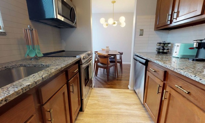 Drayton Plains Apartment | Modern condo in Royal Oak