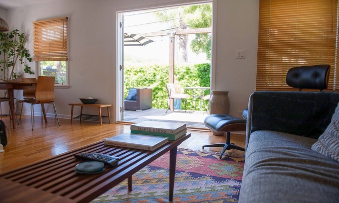 Ocean Park Cottage | Modern Cottage - Perfect Location 4 Blocks to the Beach