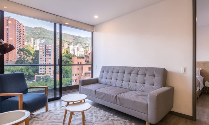 El Poblado Apartment | Modern & Cozy 2BD Apartment in El Poblado