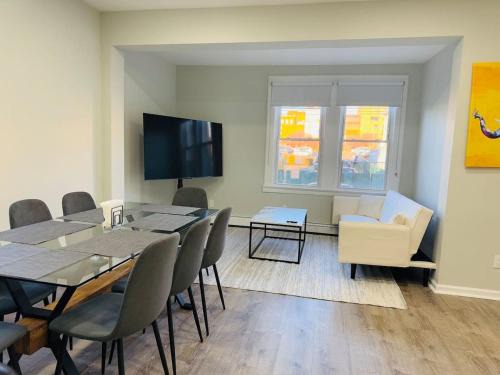 Passaic House | Modern Family Getaway to NYC