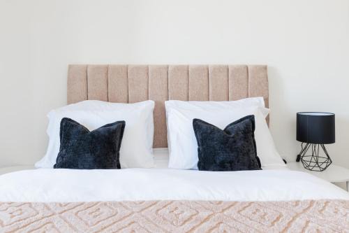 Poplar Apartment | Modern Flat Canary Wharf, close to Central London