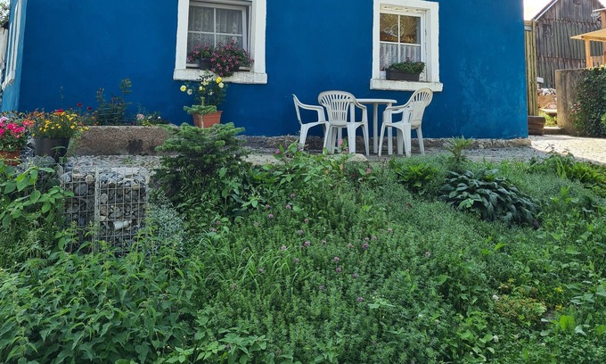Muenchberg House | Modern holiday apartment on the farm with a fireplace and free WiFi