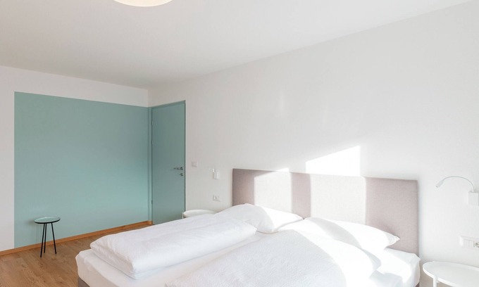 Valdaora di Mezzo Apartment | Modern "Hus Apartment - Nr. 4" with Balcony, Garden & Wi-Fi