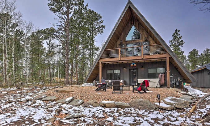 Deadwood Cabin | Modern Lead A-Frame w/Hot Tub: Hike, Bike & ATV!
