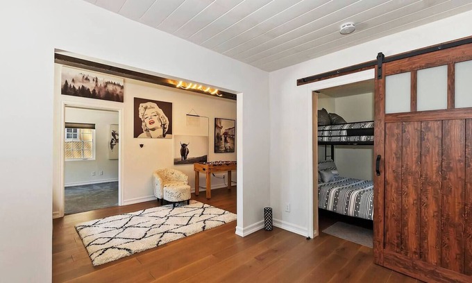 The Village Villa | Modern Luxe Village Villa with Game Room & Hot Tub