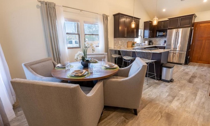 Rapid City House | Modern Luxury Bungalow steps from DT Activities