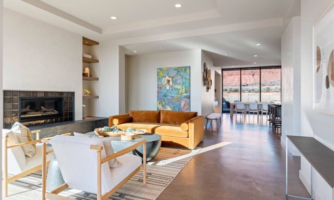 Ivins House | Modern Luxury Desert Home w/Pool