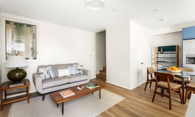Culver - West House | Modern Mar Vista Hideaway – New Two-Story ADU