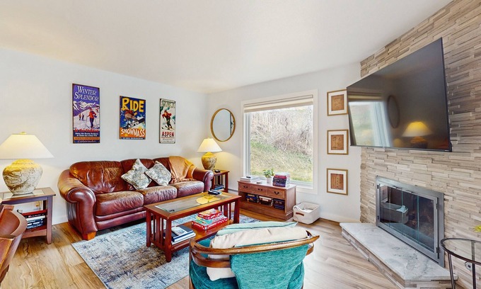 Snowmass Village Condo | Modern mountainside condo with fireplace, & W/D