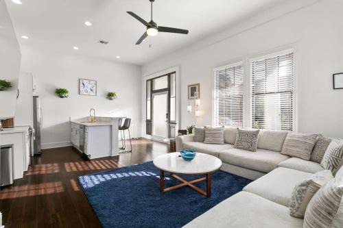 Saint Thomas Development Apartment | Modern pristine stunning 2BD Garden District Apt