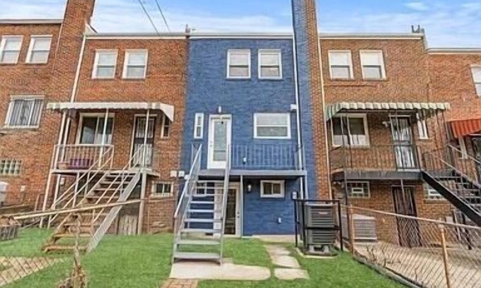 Northeast Apartment | Modern private guest suite centrally located in DC