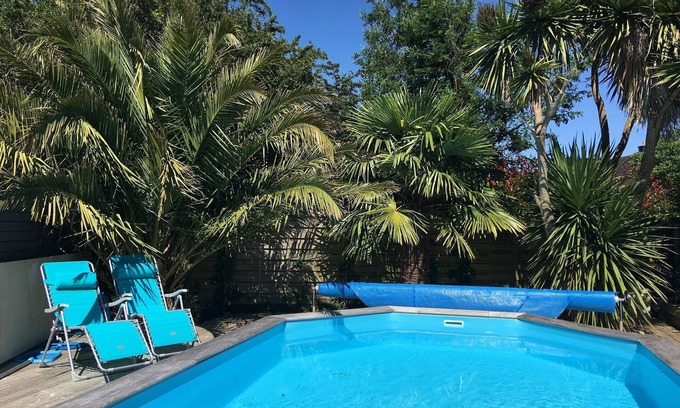 Tregunc House | Modern , spacious detached villa *, private pool, near Concarneau, 24-31/08