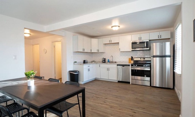 Pittsburgh House | Modern, Spacious Home, Near Downtown Pittsburgh