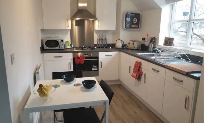 Selly Oak Apartment | Modern & stylish apartment perfectly located.