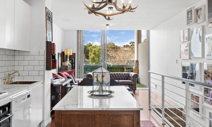 Alexandria House | Modern town house with bespoke interior 10 mins from Sydney CBD