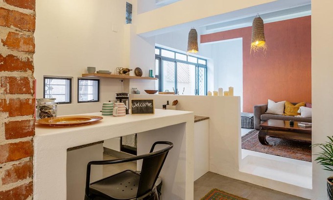 Bo'Kaap Villa | Modern, Trendy BoKaap Gem.