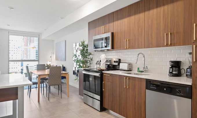 Overtown Apartment | Modern Unit in Downtown Miami With Free Parking