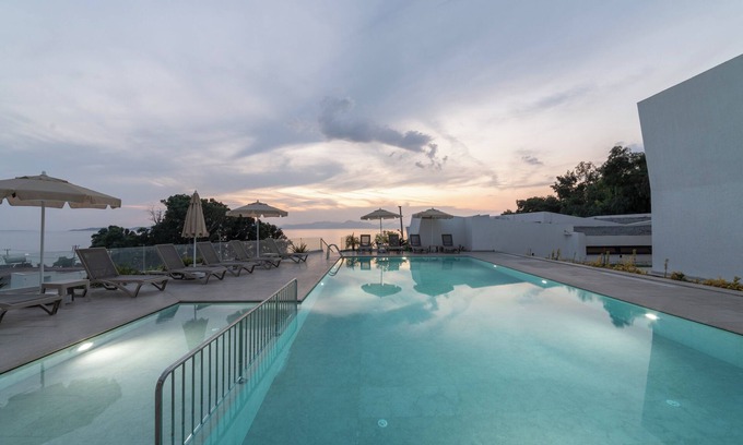 Bodrum City Center Villa | Modern Villa With Amazing sea View and Pool - 5 Min. From the Beach