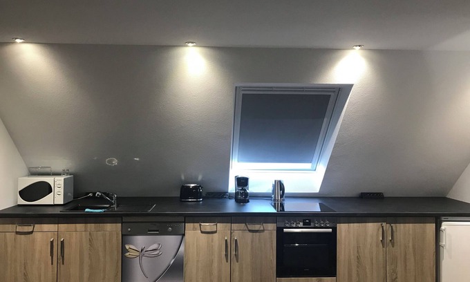 Feuchtwangen Apartment | Moderne neu Ausgebaute Ferienwohnung für Naturliebhaber in Kreuzgangstadtnähe