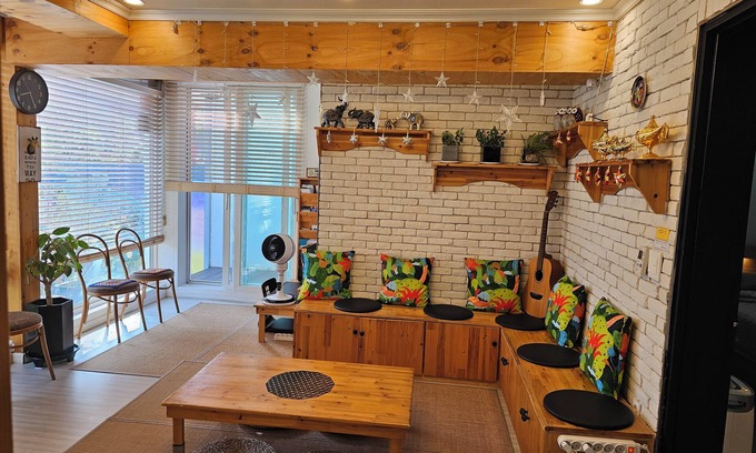 Mokpo House | Mokpo Magiclamp Guesthouse