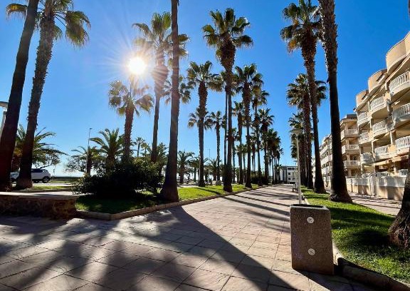 El Grau de Moncofa Apartment | Moncofar Beach II a un paso del mediterraneo en esta propiedad ibicenca