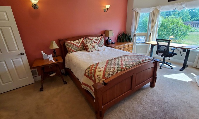 Bozeman House | Montana Adventure Home -10 min to Bozeman airport