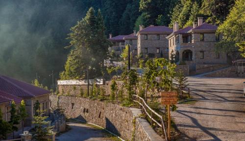 Platanakos Apartment | Montanema Handmade Village