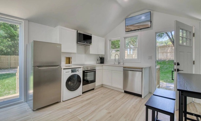 Town of East Hampton Cottage | Montauk Waterfront Cottage with gorgeous views– steps from Montauket & Duryea's!