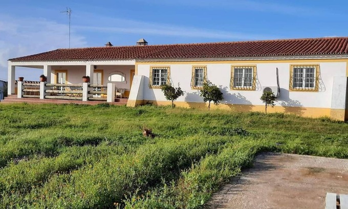 Moura Cottage | Monte da Figueira - Holiday Rentals