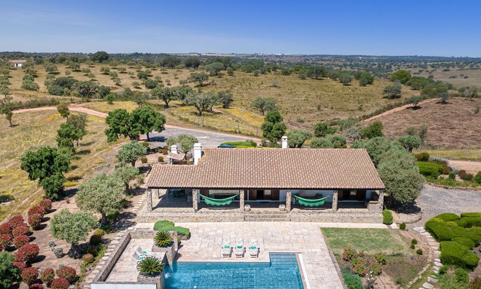 Serpa House | Monte dos Sovadais