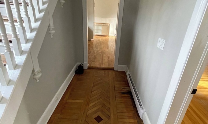 New Glasgow House | Monthly leases