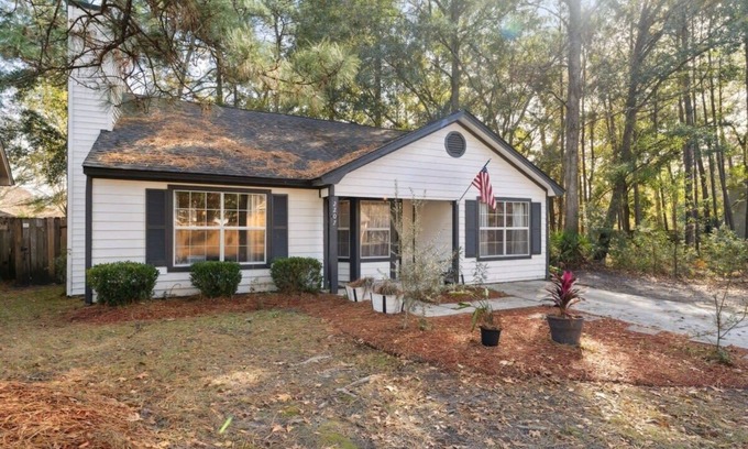Savannah House | Moon River District, Updated! Wistful Washington