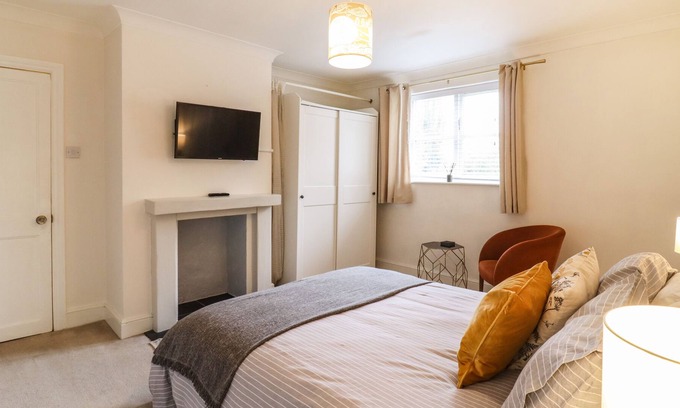 Bray on Thames Apartment | MOORFIELD TERRACE in Maidenhead