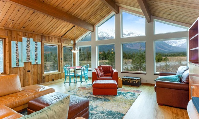 Alyeska House | Moose Meadow Chalet