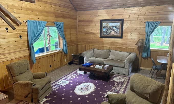 Ashton Cabin | Moose Meadows, a haven of wildlife, beside Yellowstone and Grand Teton Parks.