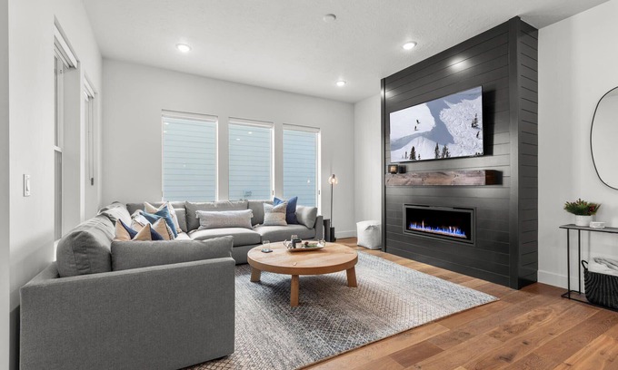 Park City House | Moose Mgmt at Silver Creek Village 1102