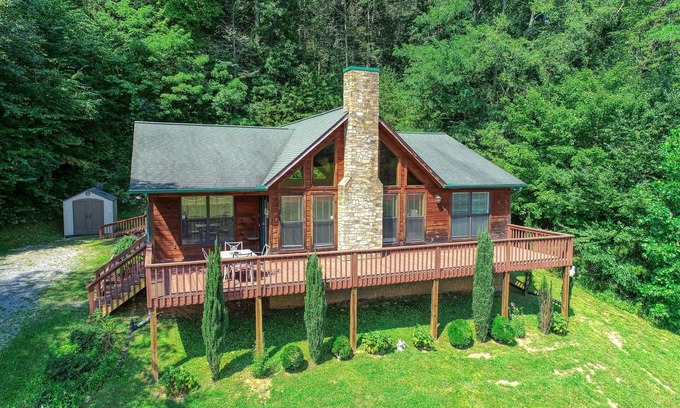 Cosby Cabin | Moosetrax by RedAwning