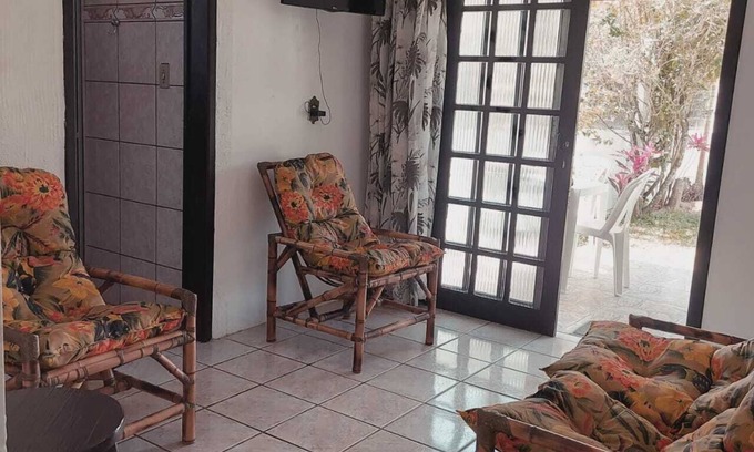 Guarda do Embau Apartment | Moradas Jeane - 2 bedroom apartment with air conditioning, kitchen, parking.