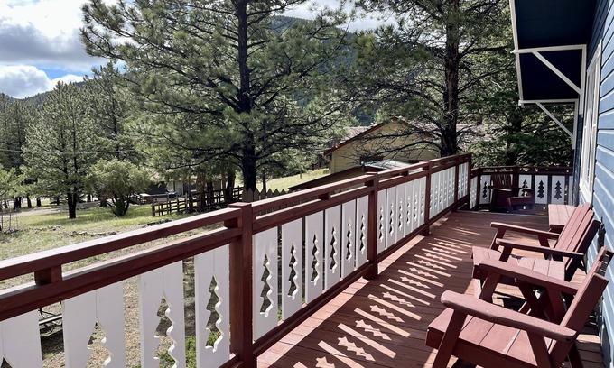 Estes Park Cabin | Moraine Music Cabin - Hike into RMNP! (22-ZONE3294)